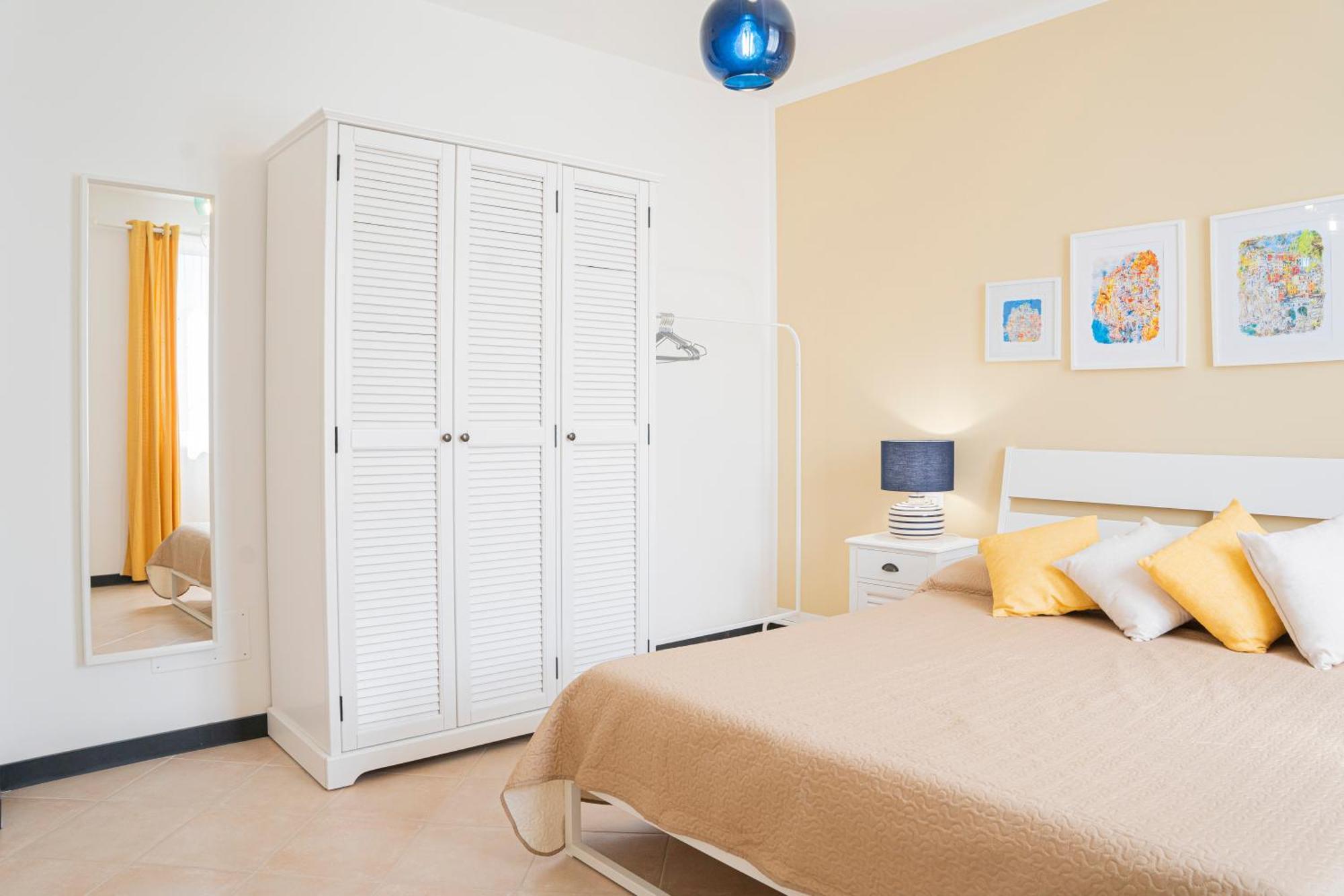 Vespa Apartments Moneglia Room photo